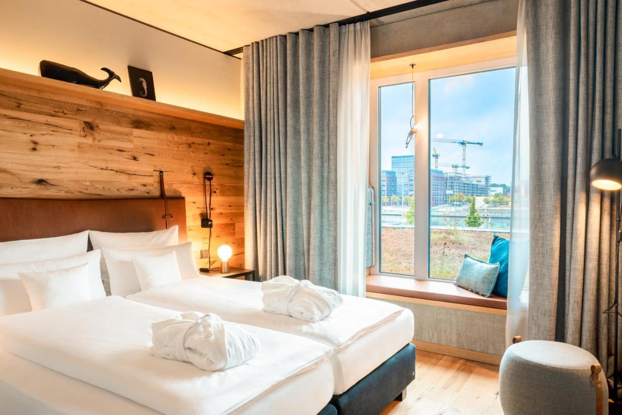 Me And All Hotel Kiel, By Hyatt Экстерьер фото